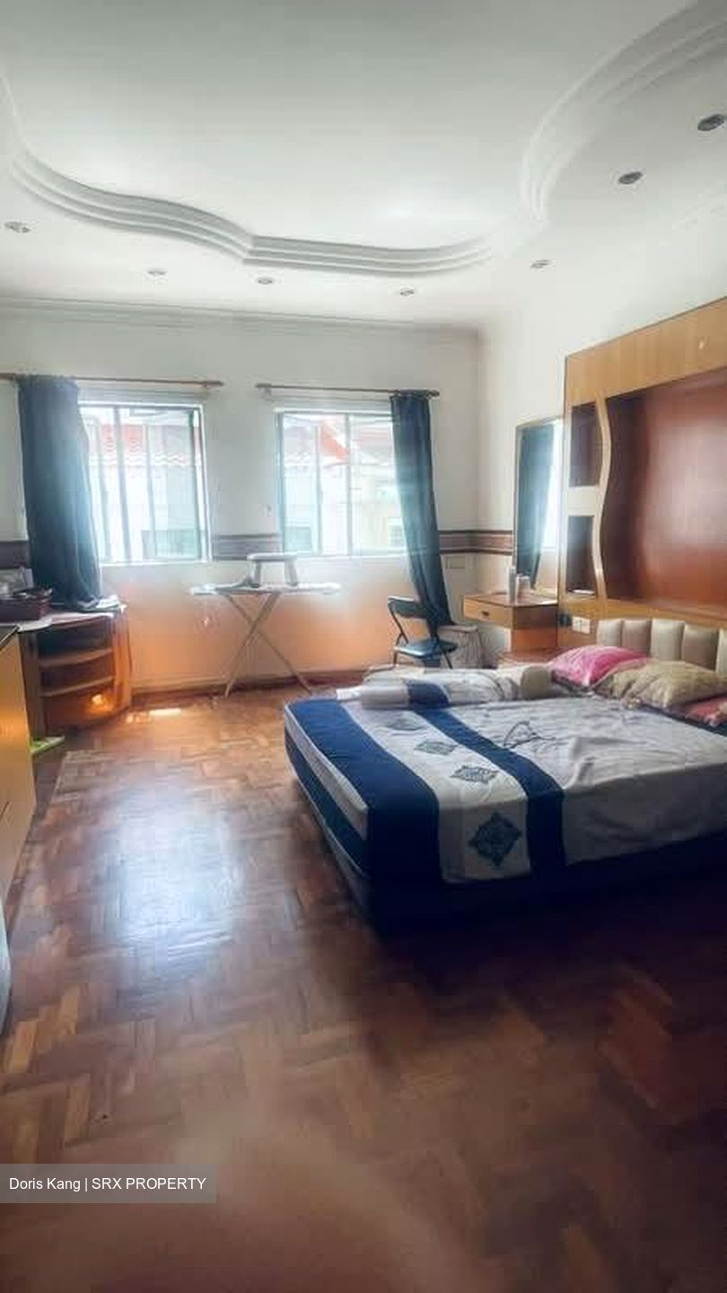 Westwood Crescent (D22), Terrace #574597461